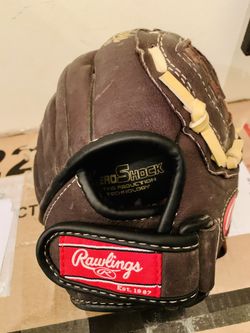 Rawlings genuine leather T ball glove