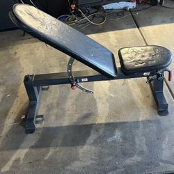 Weight Bench 