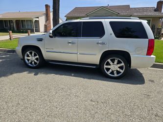 2010 Cadillac Escalade Hybrid
