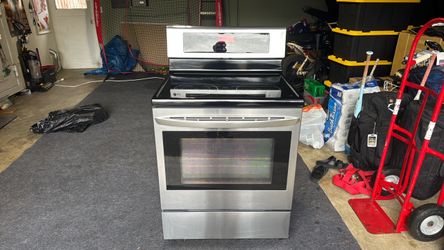 LG Electric Range