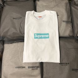 Supreme Tee 