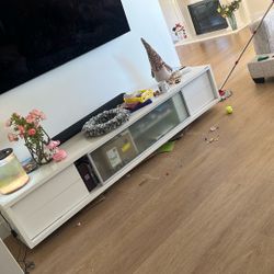 WHITE TV STAND