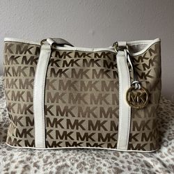 Michael Kors tote