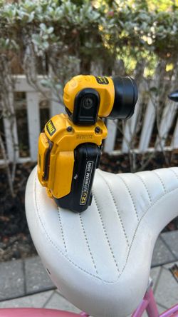 Dewalt 12v Lithium Battery Light