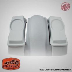 Harley Davidson 6″ Heritage Softail Out & Down Extended Saddlebags 6.5″ Speaker Lids Fender No Cutouts