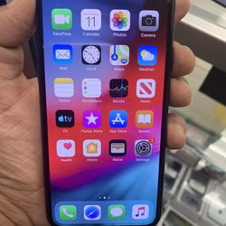 Factory Unlocked Apple iPhone X ,     Sold with warranty 