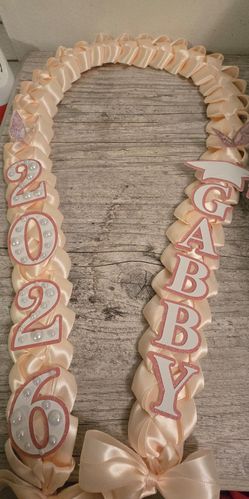 Graduation leis