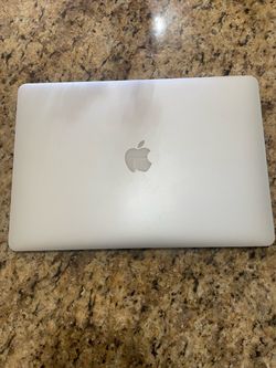 MacBook Pro 15” Retina – Intel i7 • 16GB RAM • Excellent Condition