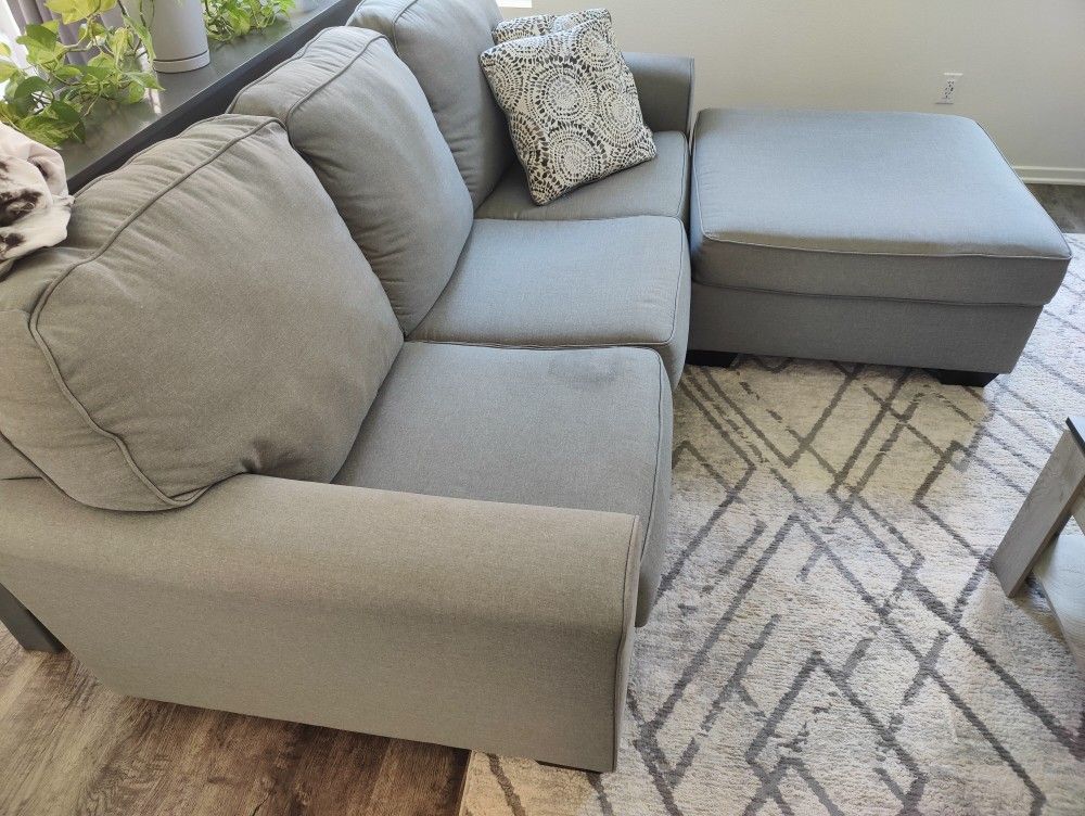 Couch +Cushions