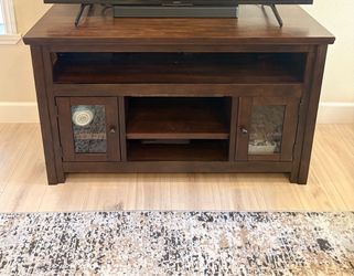 FREE TV Stand