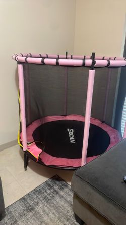 55” 6ft Trampoline with net