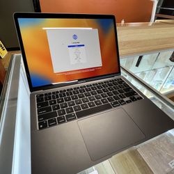 Apple MacBook Air M1 256GB 2020 *NEW*