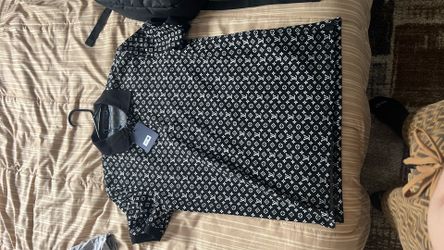 Polo shirt black and white size Medium