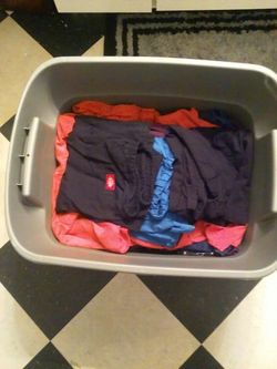 Scrubs $5.00 tops $5.00 bottoms xs