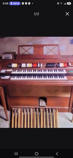 Vintage organ with bench, see 2nd pic