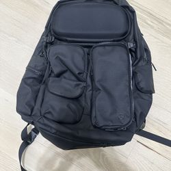 LULULEMON CRUISER BACKPACK