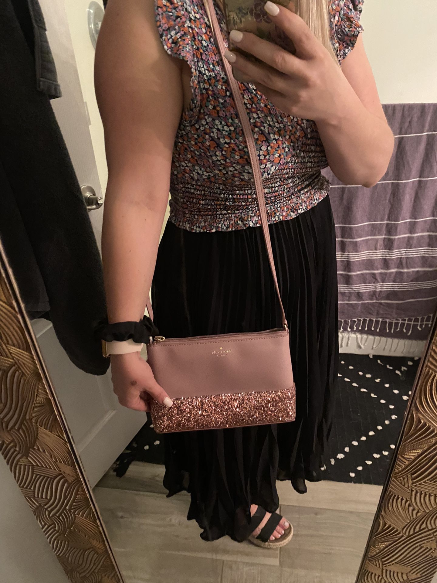 Kate Spade Carson Convertible Crossbody for Sale in Apple Valley, CA -  OfferUp