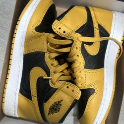 Air Jordan 1s 
