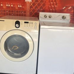 Dryer and washing machine in good condition