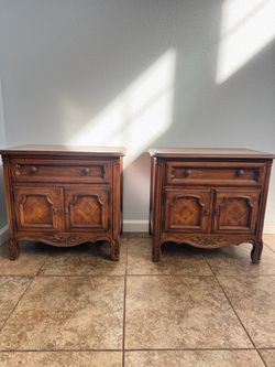 Vintage Drexel Cabernet Nightstands – Matching Pair