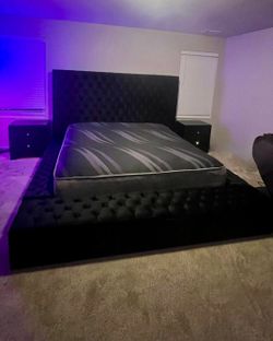 🛏️ Cama King Lujo Premium • Velvet Negro • USB • Bocinas • Bluetooth • Storage
