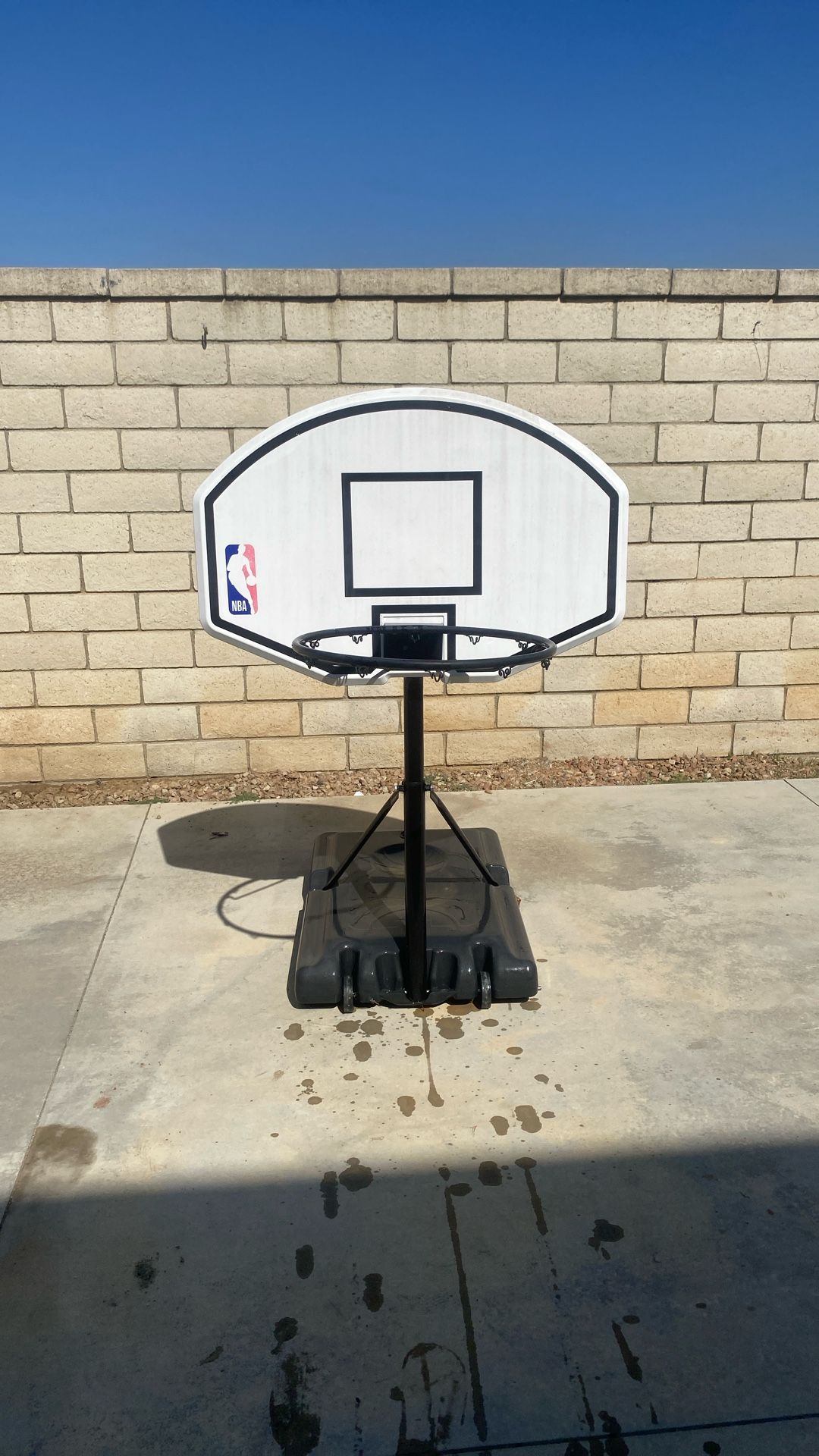 Basketball hoop for kids