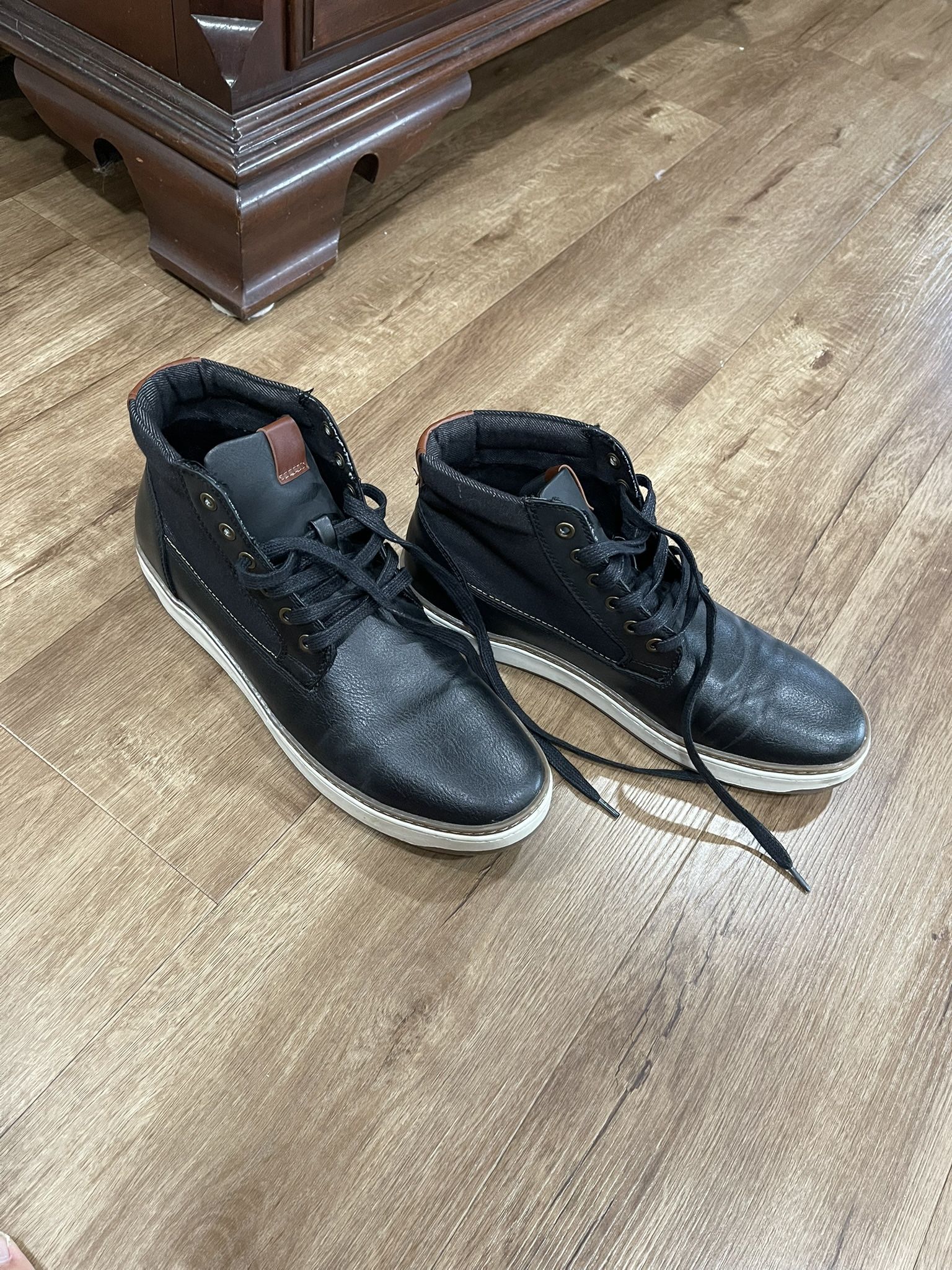 Sonoma Men’s Boots