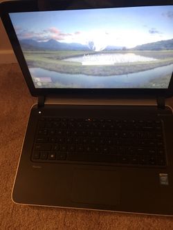 HP pabilion 750 g whit beat audio