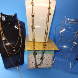 #1815, LOT GOLD TONE VINTAGE NECKLACE, ONE WITH CRYSTAL STONES

