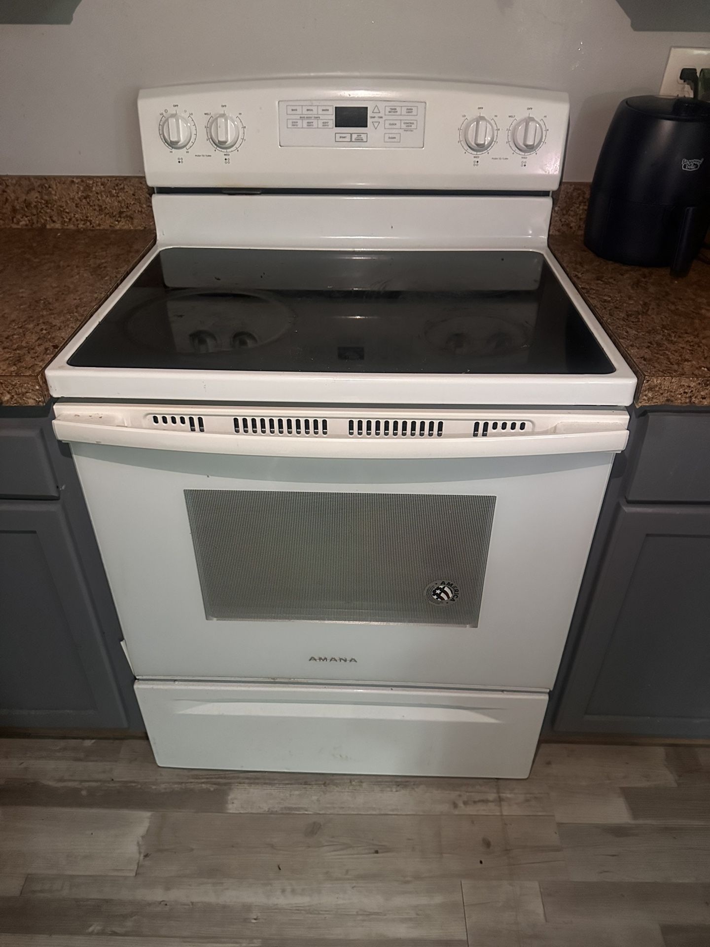 Electric stove/oven