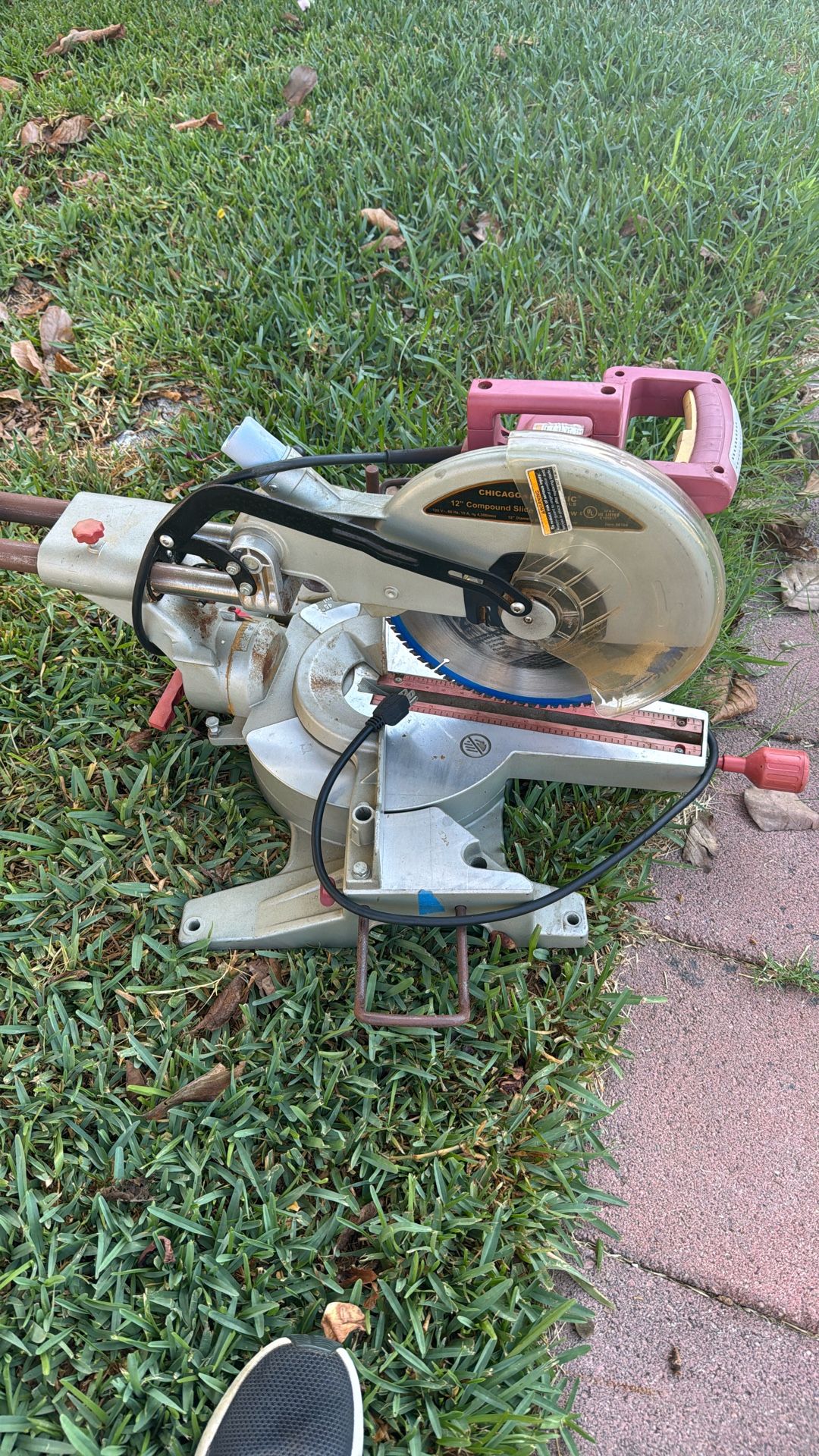 CHICAGO SLIDE MITER SAW 12”