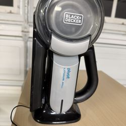 Black & Decker Cordless Vacuum 