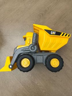 CAT construction truck toy