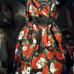 Hot Topic Small Skull Sundress