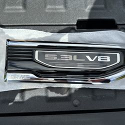 5.3L V8 Logo From GMC sierra