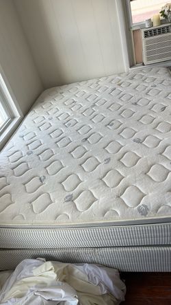 Queen size mattress