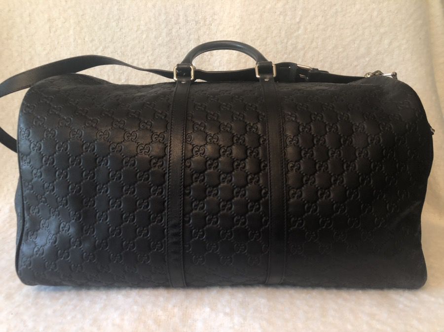 Authentic Leather GUCCI Signature travel bag