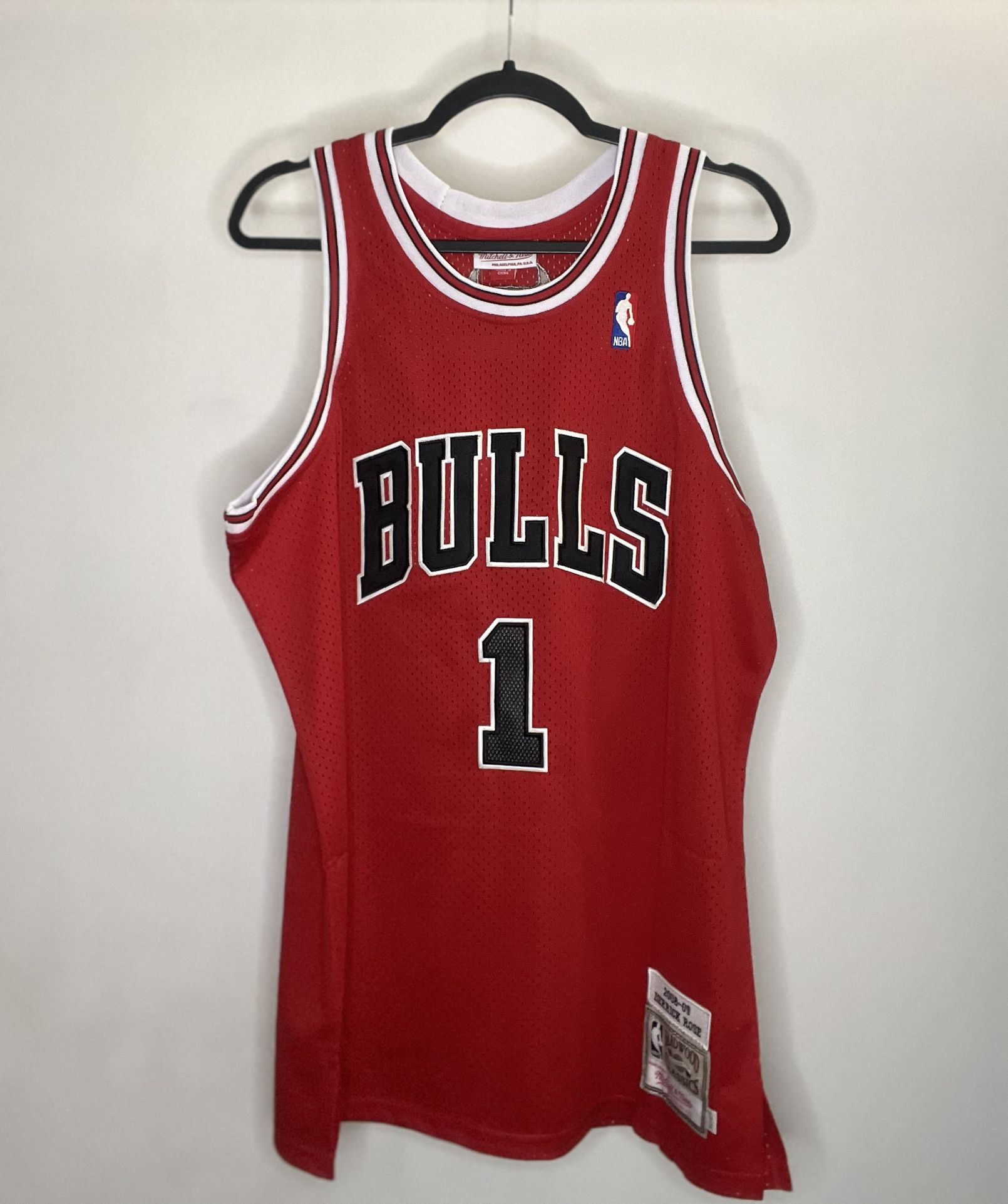 DERRICK ROSE #1 Chicago Bulls Jersey Red Size L