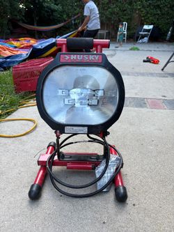 Husky Portable Work Light Flood Light