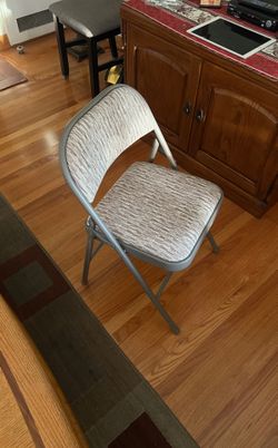 Foldable Chairs