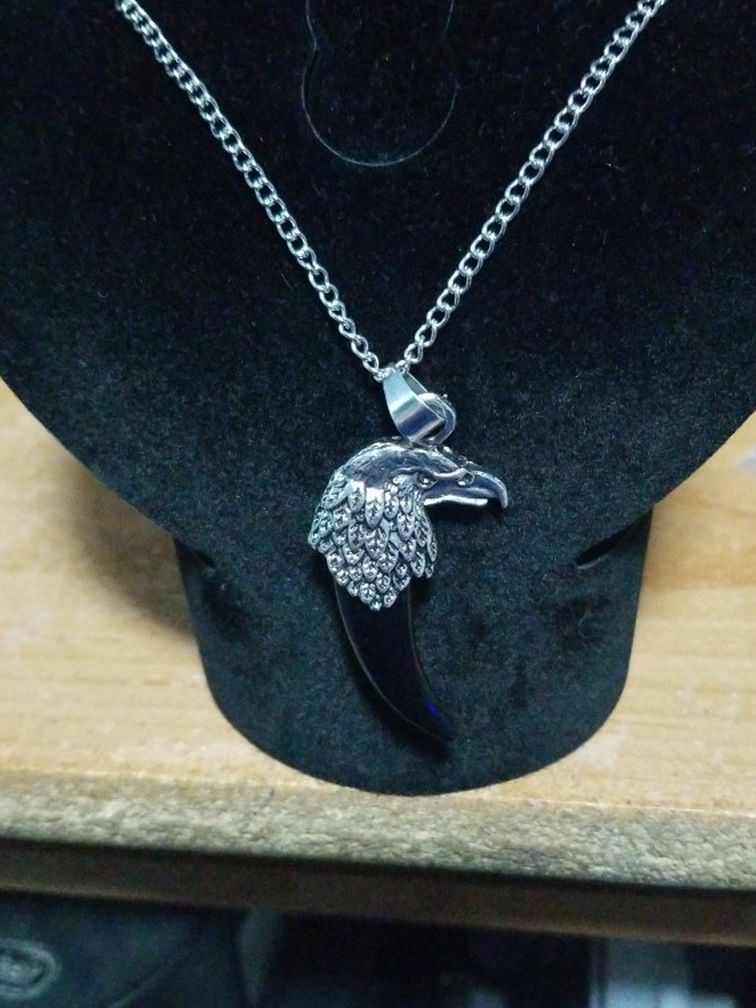 26 Inch Stainless steel Eagle Pendant New Very Nice
