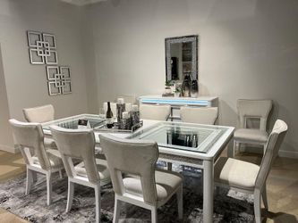 Large Dining Set with a Modern Rhinestone Frame in Bright White Lacquer
