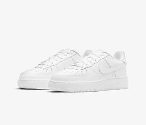 New Big Kids Air Force 1 LE
