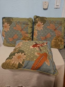 Asian design pillows lot of (3)