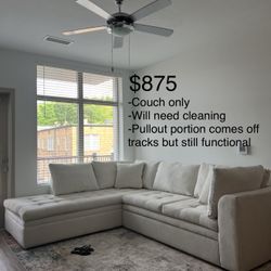 Sectional sleeper Couch 