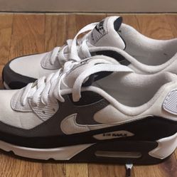 Air Max 90 White Gray Black Size 7