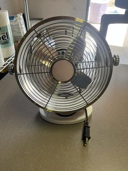 Small White Fan