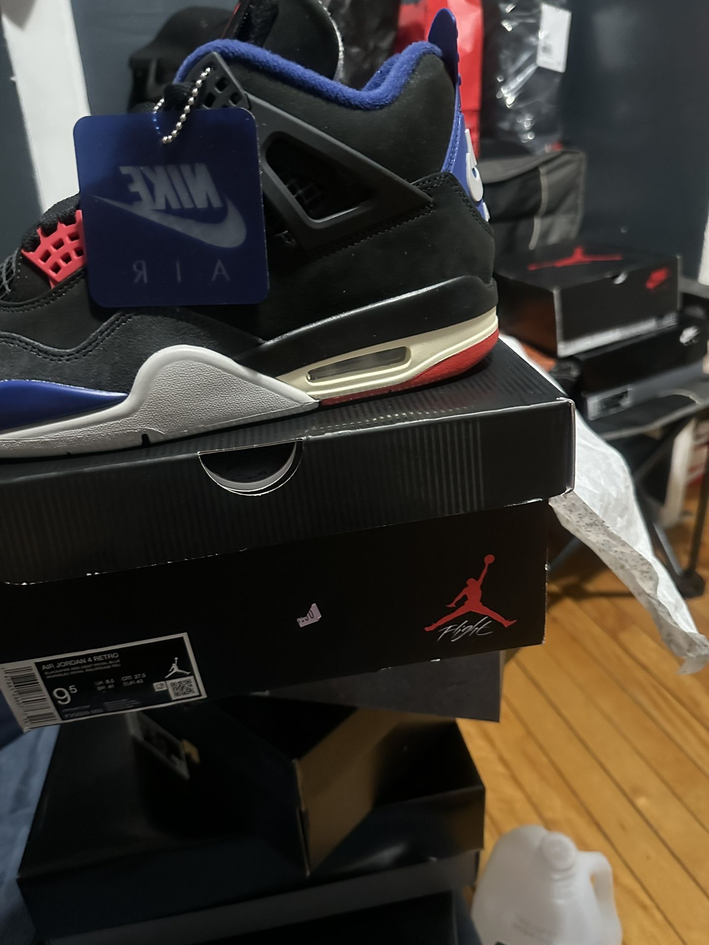 Jordan Retro 4 Men 9.5 $250