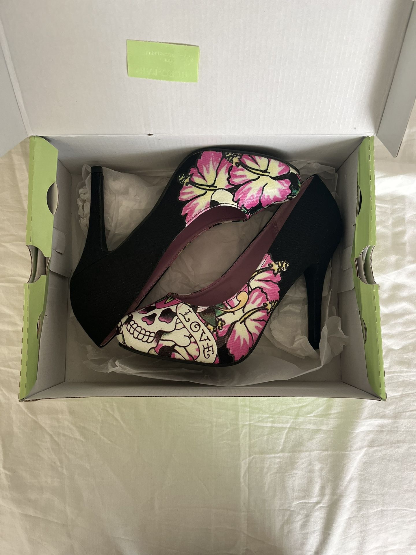Ed Hardy Emma Heels Black/Pink women’s Size 8