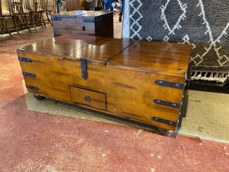 Wooden Open Top Storage Trunk Coffee Table